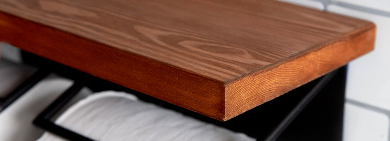 存在感のある天然木使用