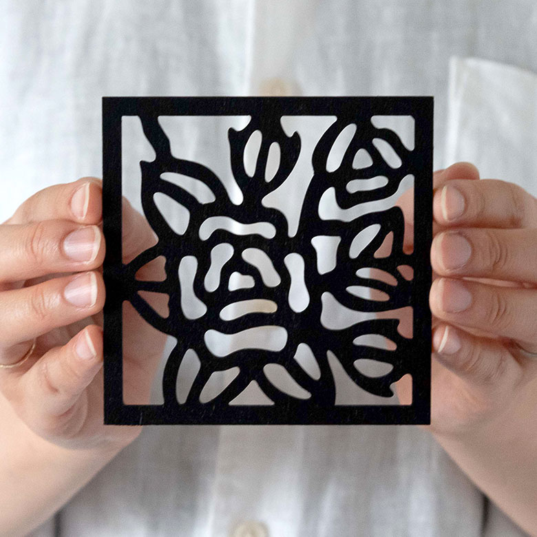 手に持ったサイズ