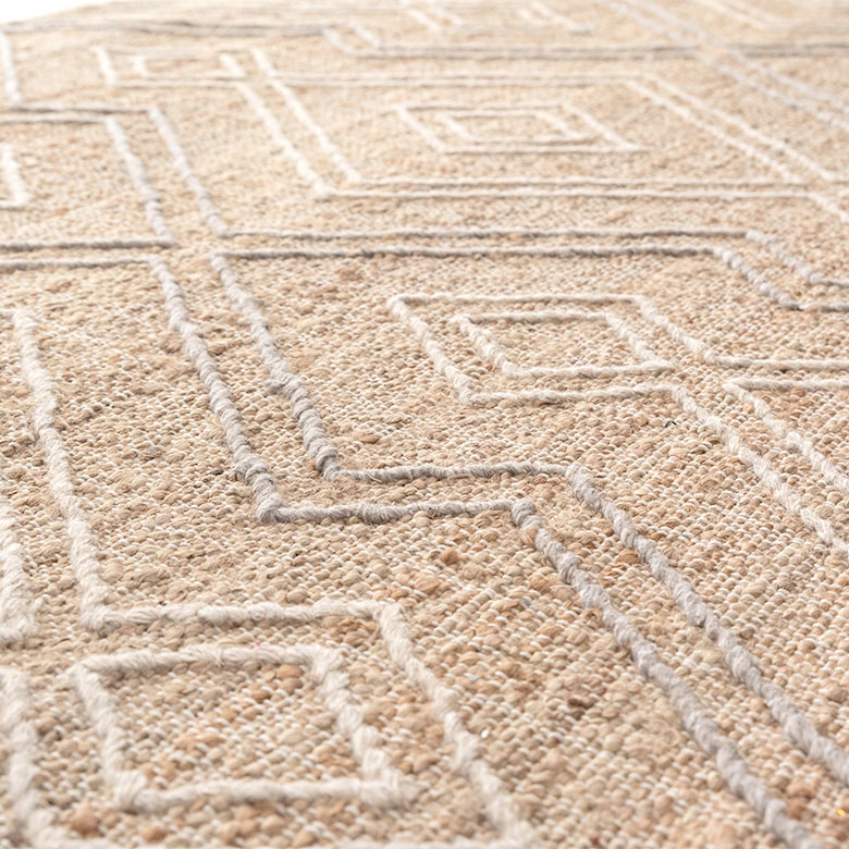 落ち着いたカラーとデザイン