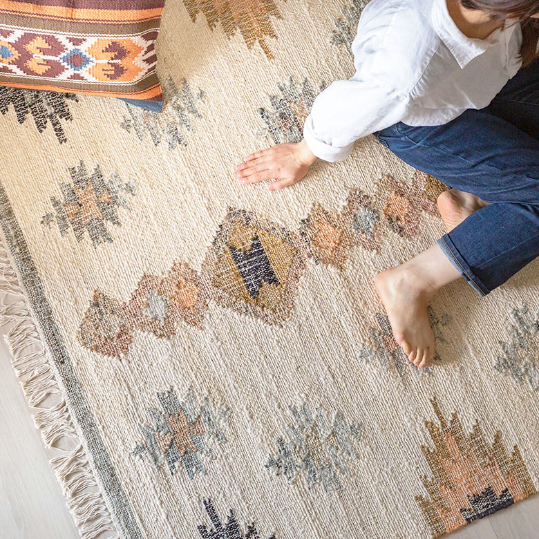 ダイヤモチーフのデザイン