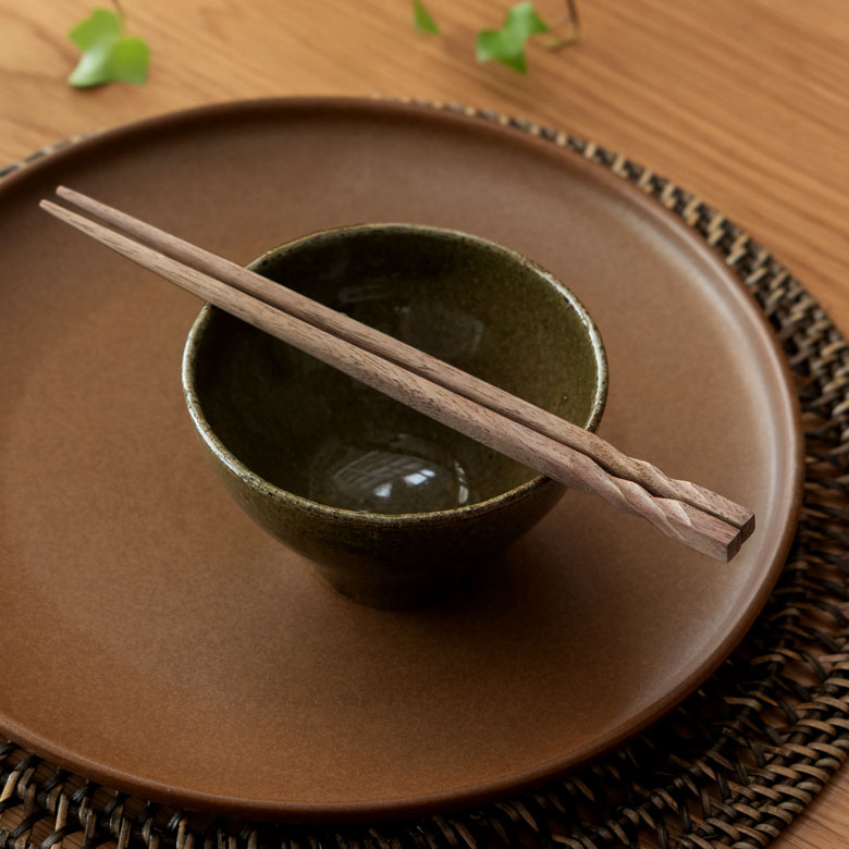 普段の食卓をより魅力的に惹きたててくれます