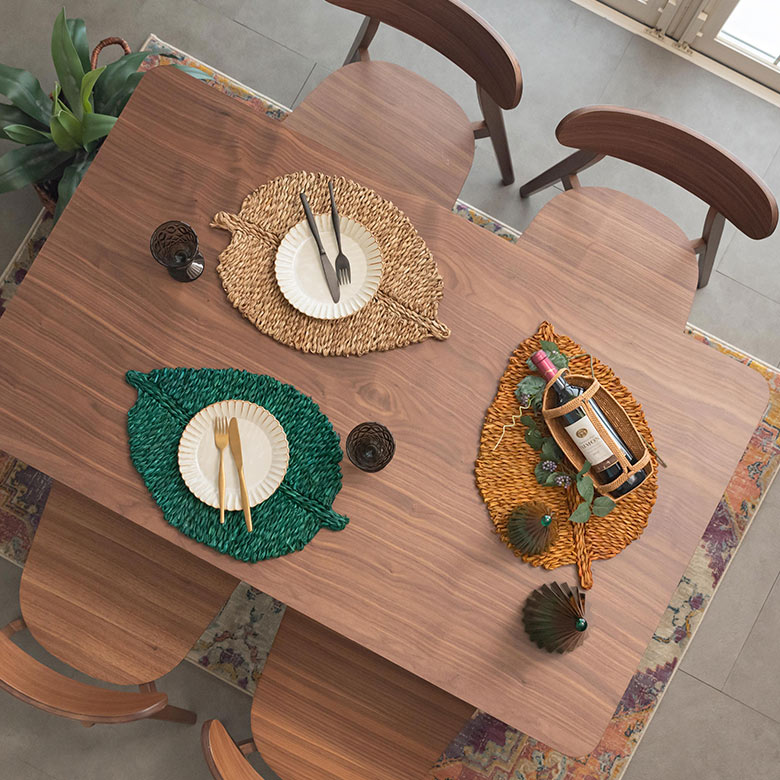 テーブルを華やかに演出