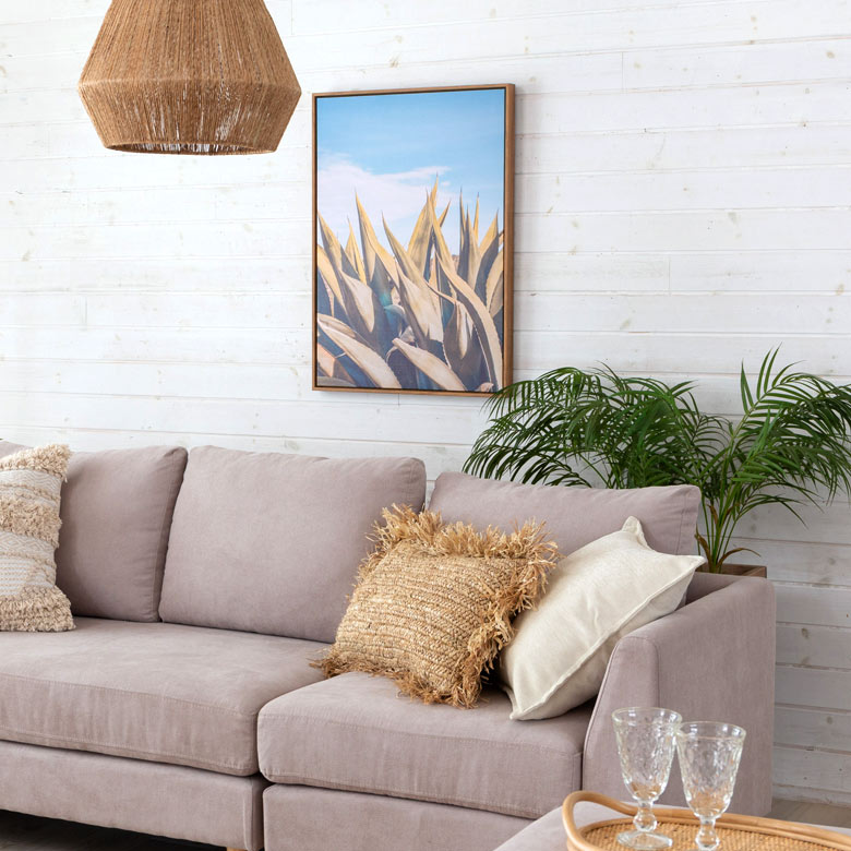 シンプルに飾るだけで、印象的な一枚