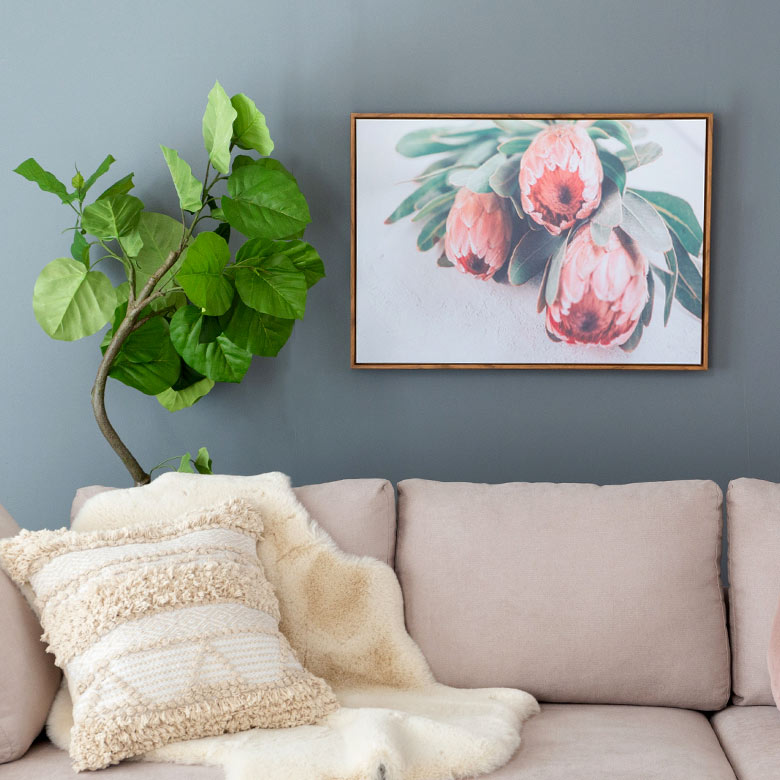 味のあるキャンバス地に、フォトグラフィックがプリントされています