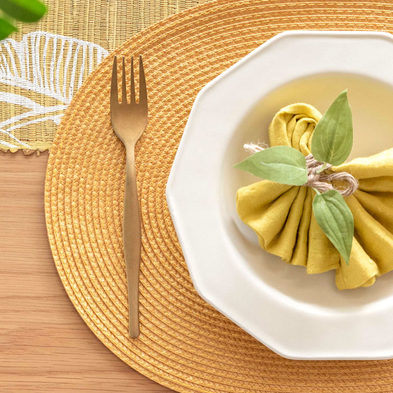 編み目が美しいプレースマット