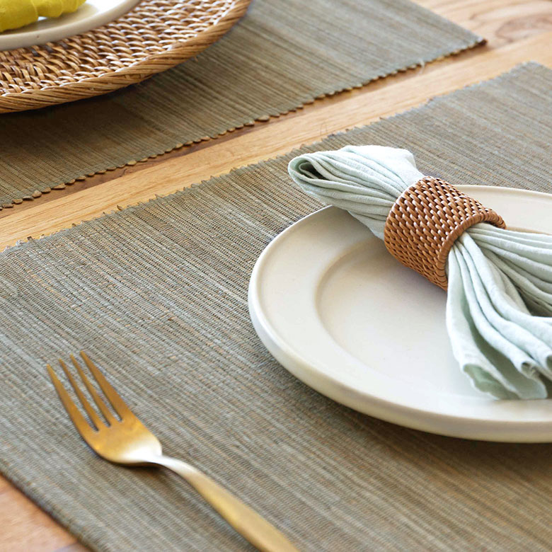 ウォーターヒヤシンスでできたアジアンランチョンマット[グレー]