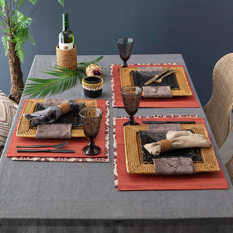 ウォーターヒヤシンスでできたアジアンランチョンマット[レッド]