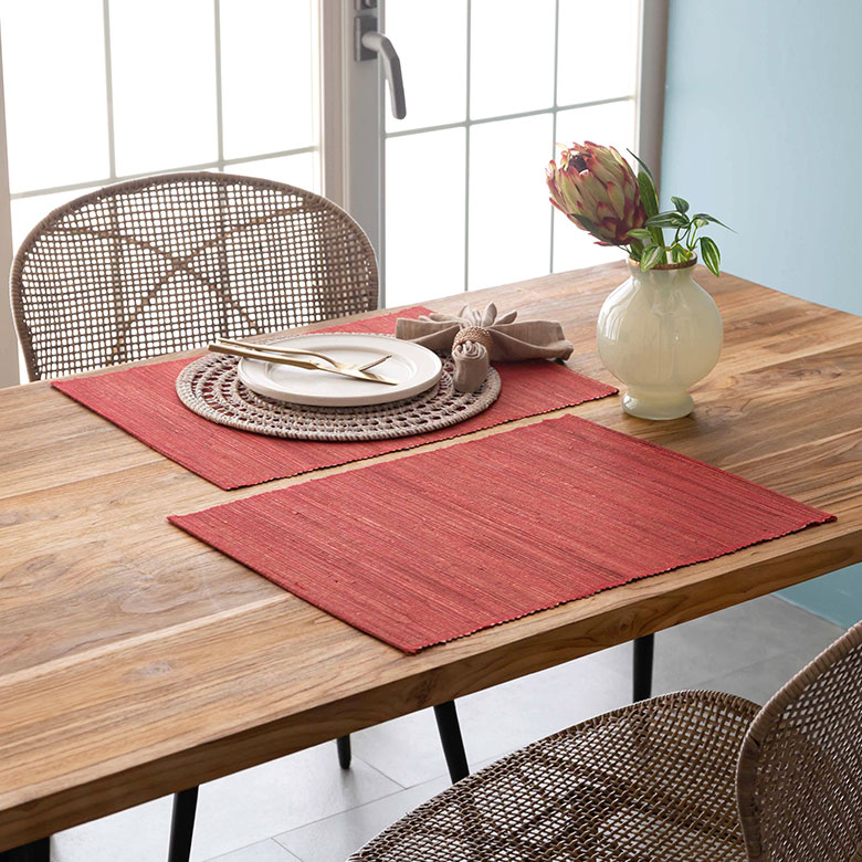 ウォーターヒヤシンスでできたアジアンランチョンマット[レッド]