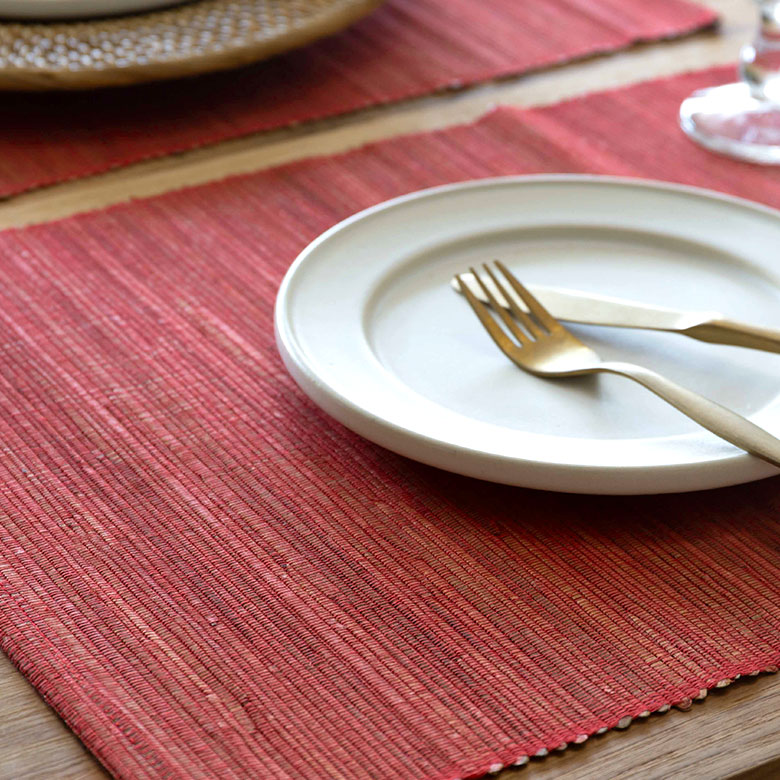 ウォーターヒヤシンスでできたアジアンランチョンマット[レッド]