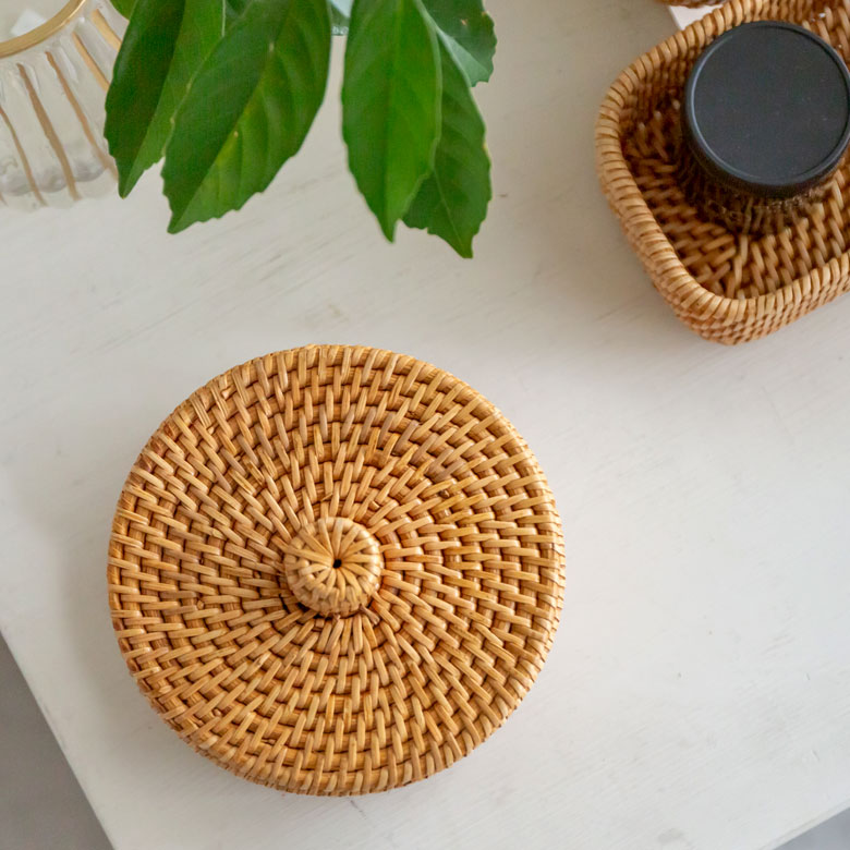 どんな場所に置いてもすっと馴染む、シンプルさが魅力