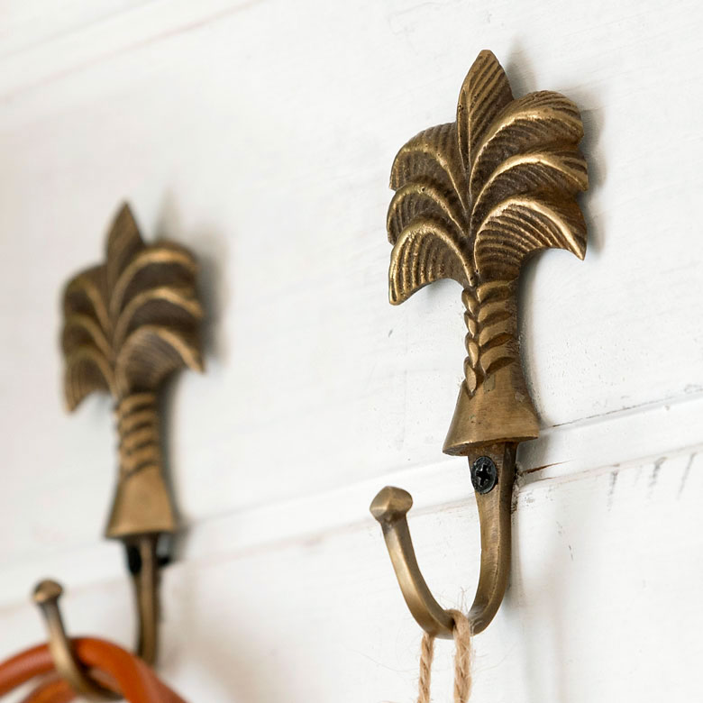 使い込んだようなアンティークな風合い