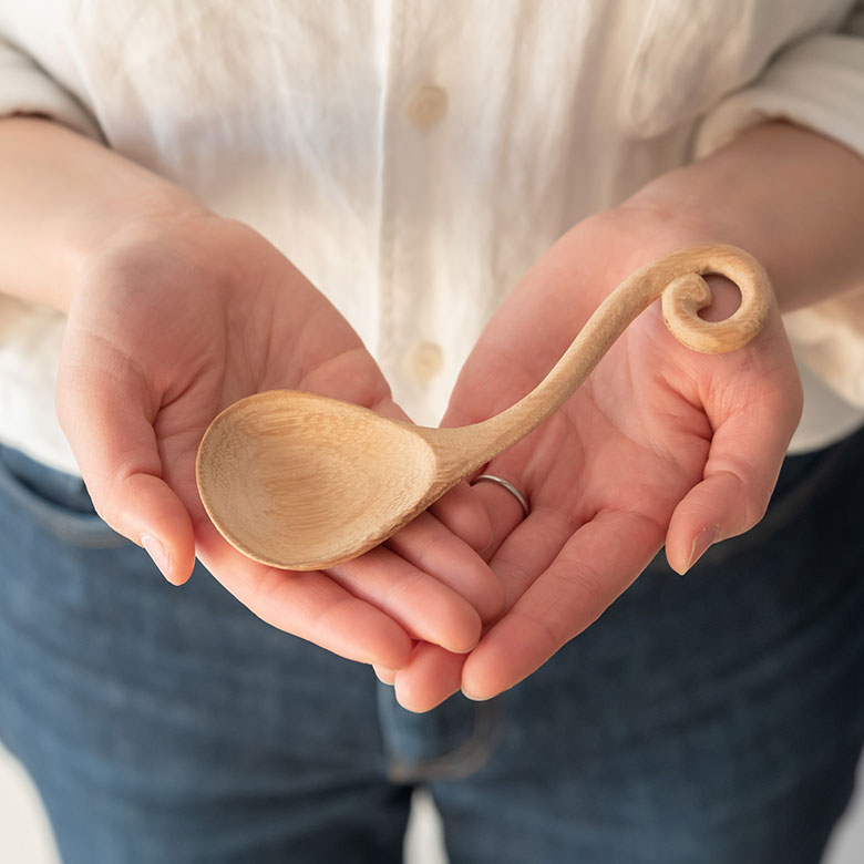 ナチュラルで優しい色合い