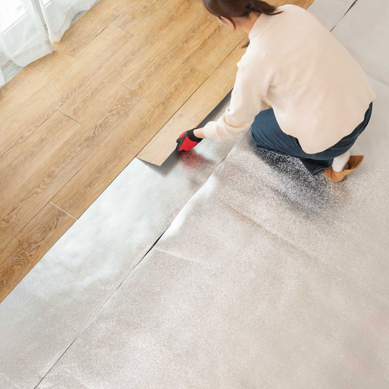シール式フロアタイルの施工にもおすすめ