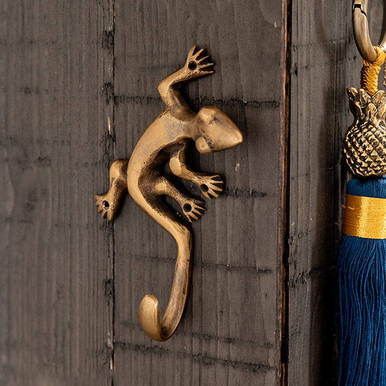 使い込んだようなアンティークな風合い