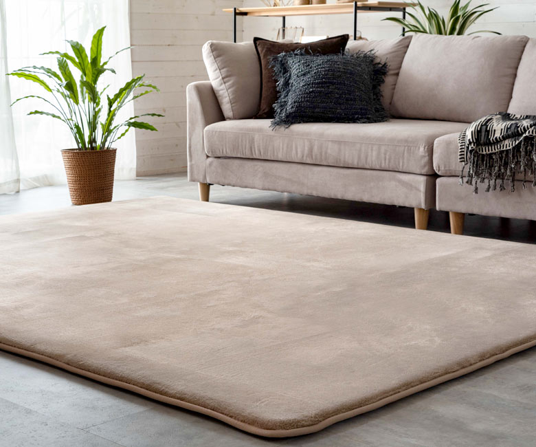 床を感じない! 他にはない極厚ラグ