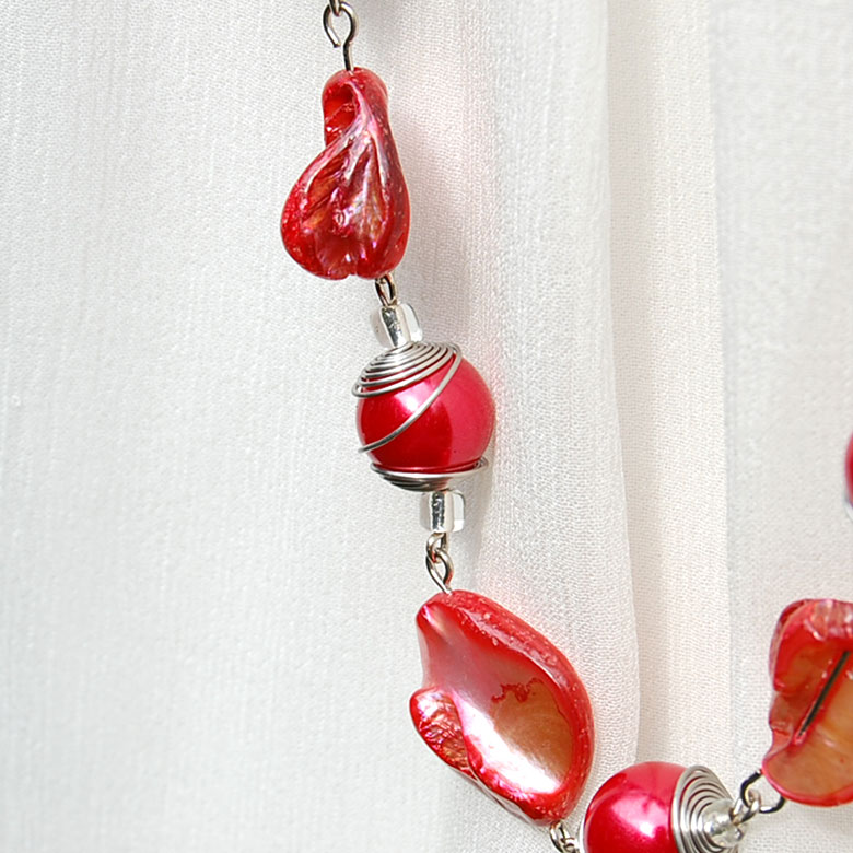 真珠を模したボール