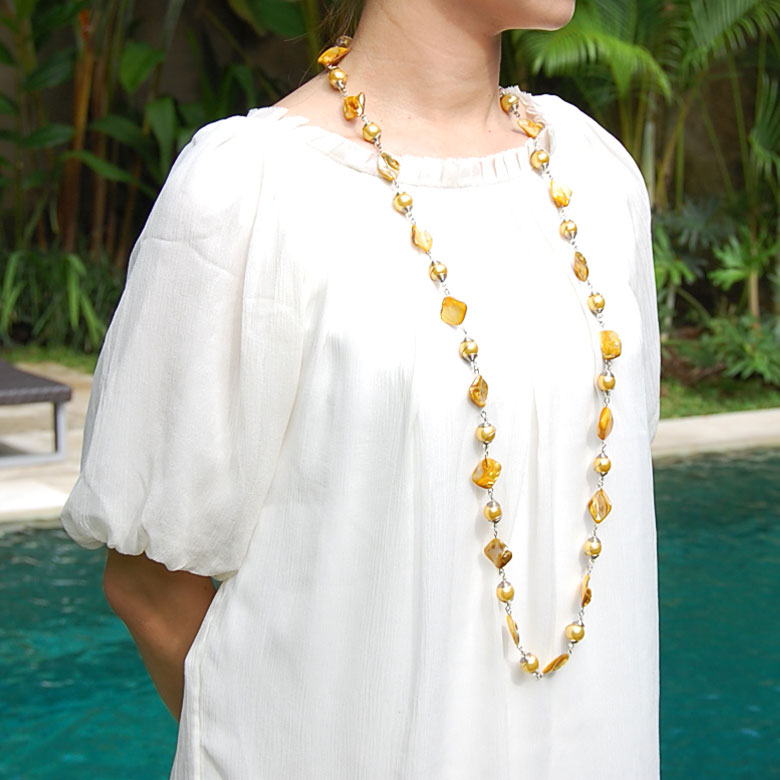 白い服などのコーデにおすすめ