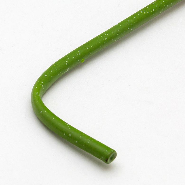 茎部分は固い針金を使用しております。