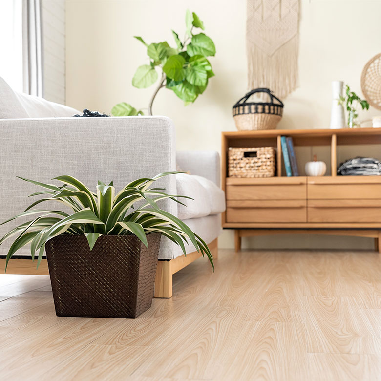 プランターカバーとして使用する場合は、必ず受け皿を使用してください。