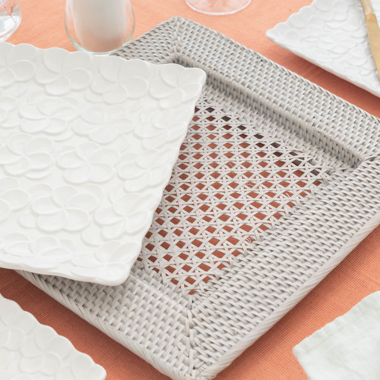 丈夫でありながら曲線美を描くラタン