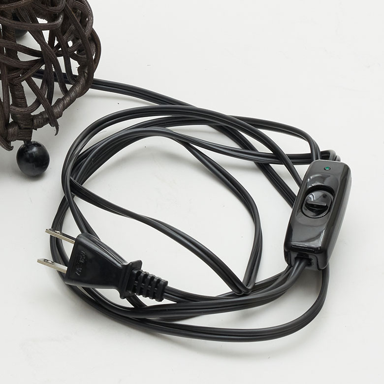 約2mのコードはスイッチ付き