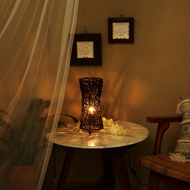 リラックスできる優しい光を放ちます