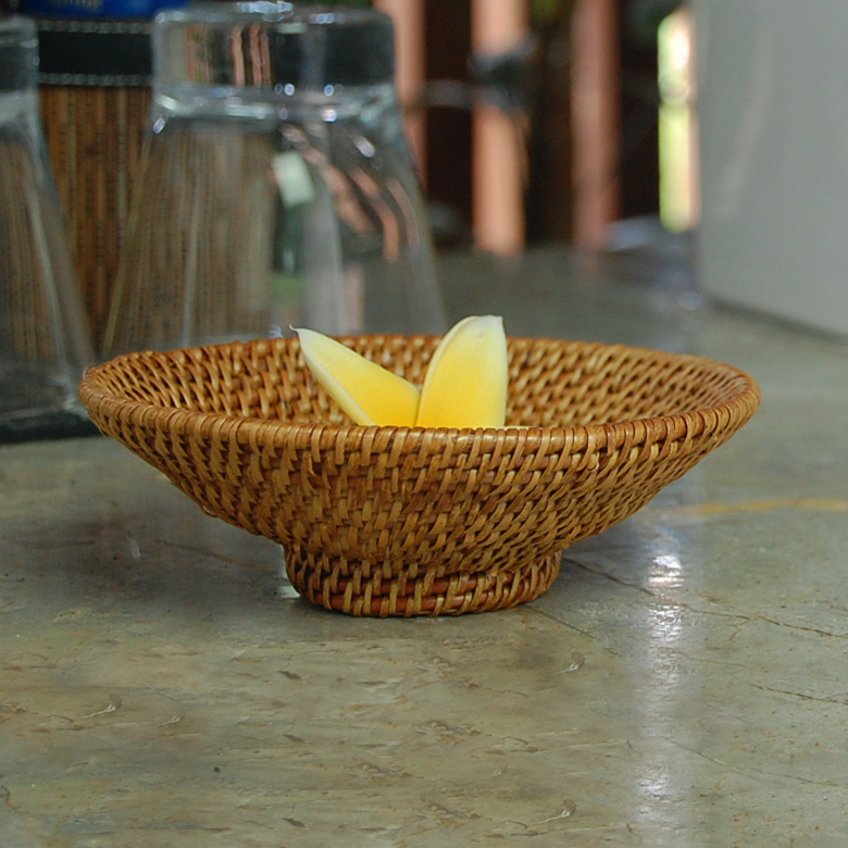 お部屋にアジアンな雰囲気をもたらしてくれます