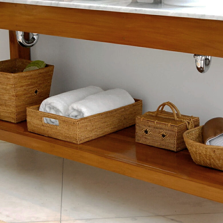 置きっぱなしでも、持ち運びにも