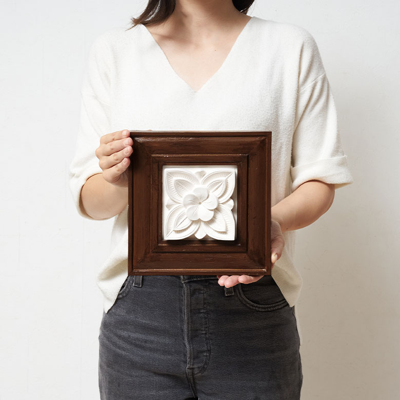 手に持つとこれくらいの大きさ