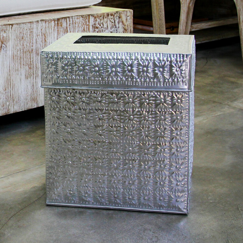 アルミ製ダストボックス