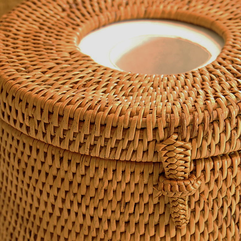 細やかな編み目が魅力