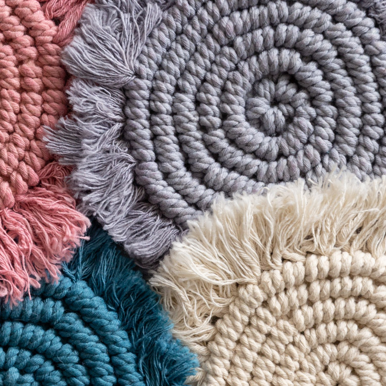 マクラメのコースター