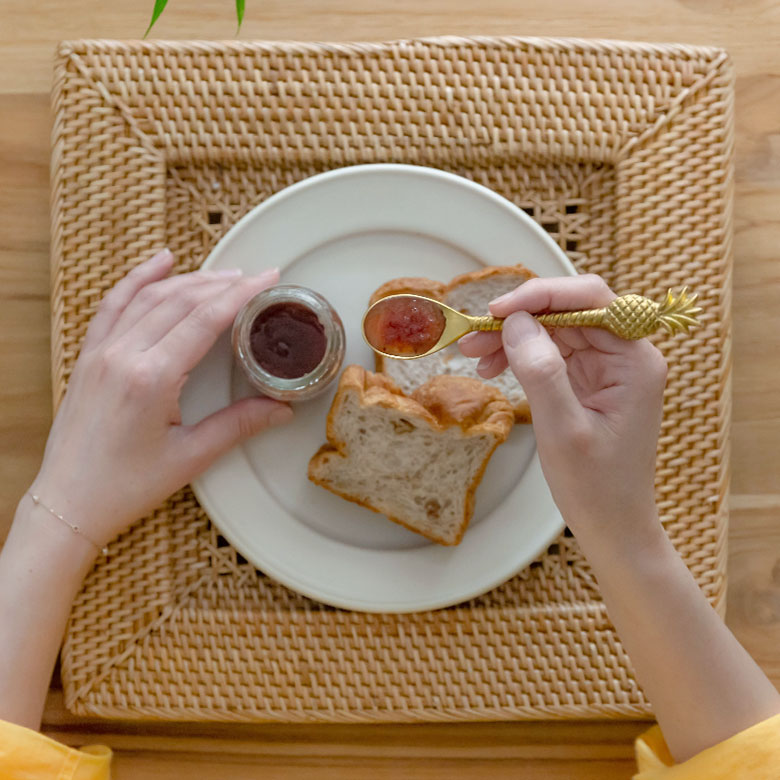 ちょうどよいサイズ感。デザートスプーンにも。