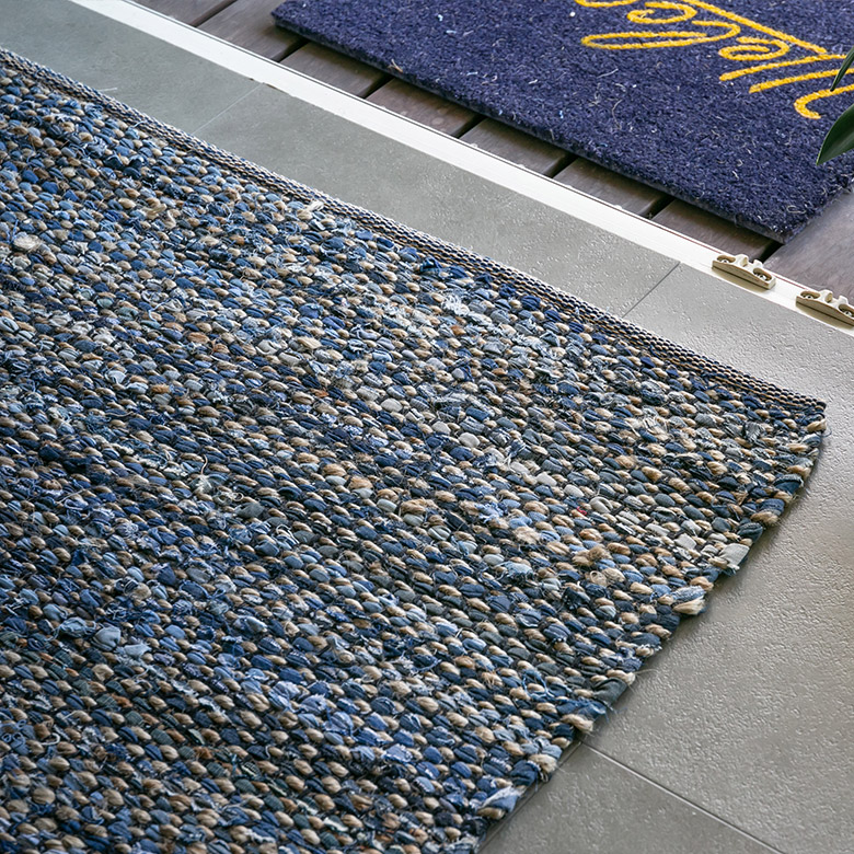 年中使えるラグ