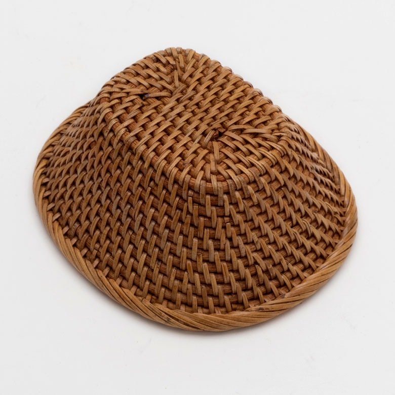 バスケットの底面