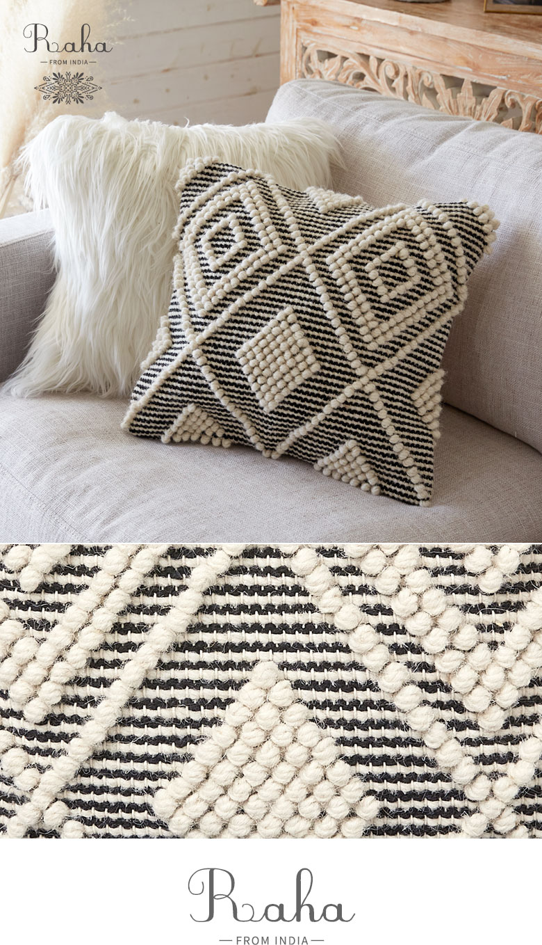 クッションカバー。ウール＆コットン製。ブラック。ホワイト。黒。白。