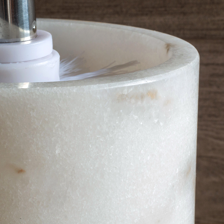 自然な風合い 上品な色合いが特徴