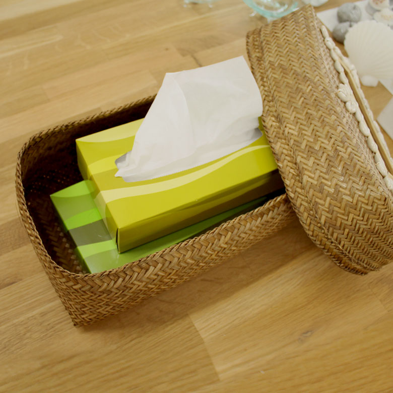 大きいサイズのティッシュBOXもらくらく収納可能