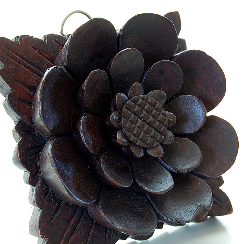 蓮の花をイメージした木彫りのアジアンレリーフ