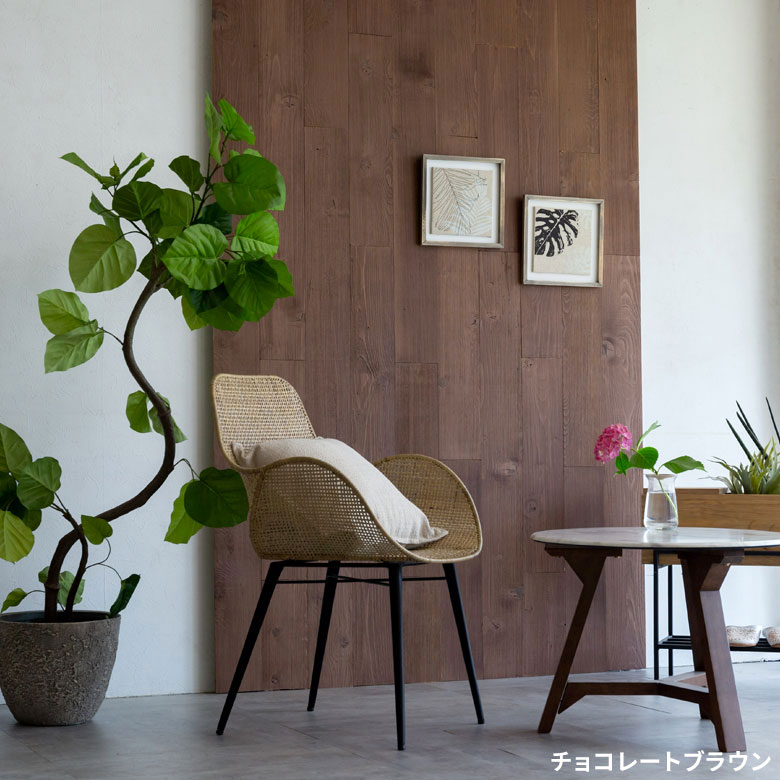 裏面に強粘着のシールが付いた天然木パネル