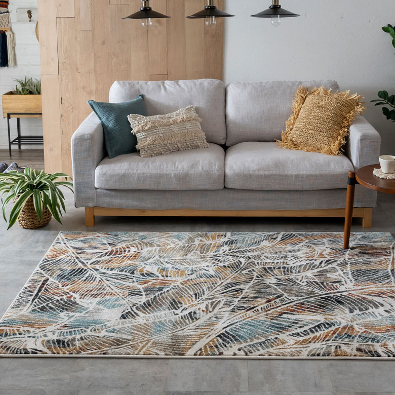 高密度ウィルトン織りの魅力を活かし、かすれたようなアンティーク感を表現