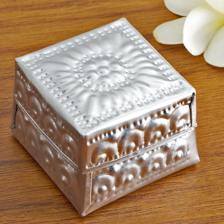 アジアン・アルミケース