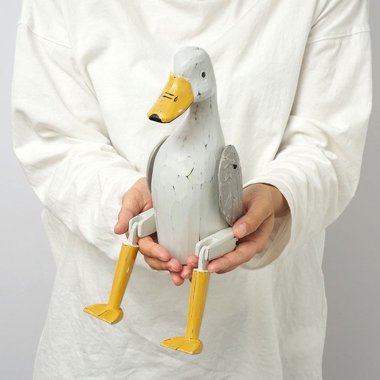 手に持つとこれくらいの大きさ