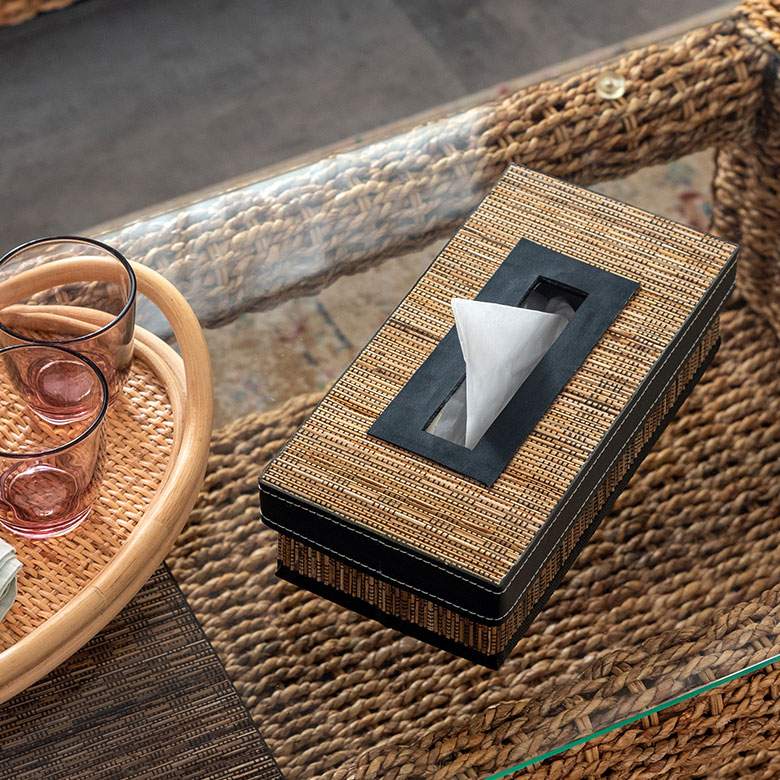 パームリディを編みこんだティッシュケース