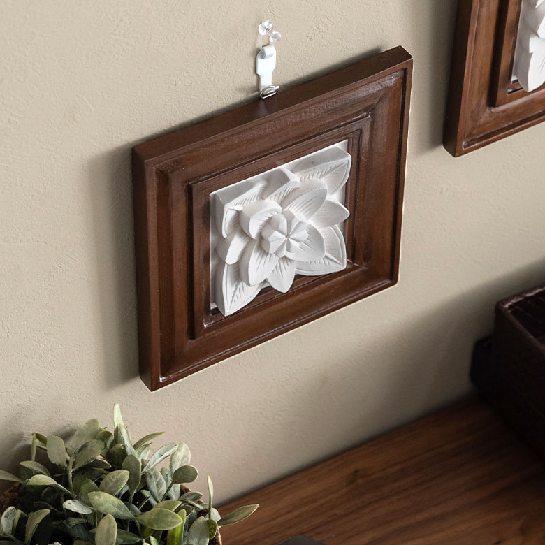 様々な雰囲気に合うレリーフ