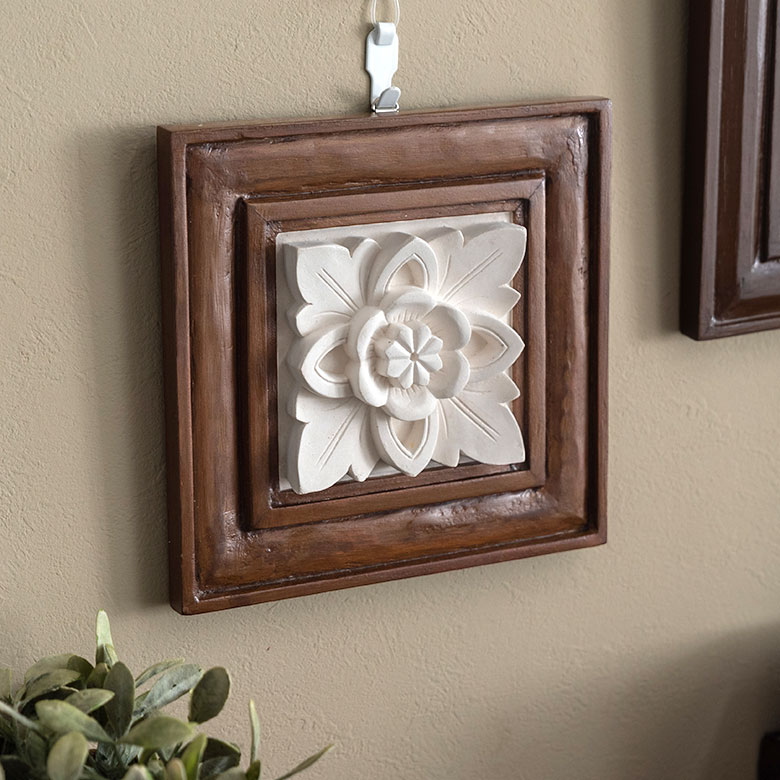 フレームの色は茶色