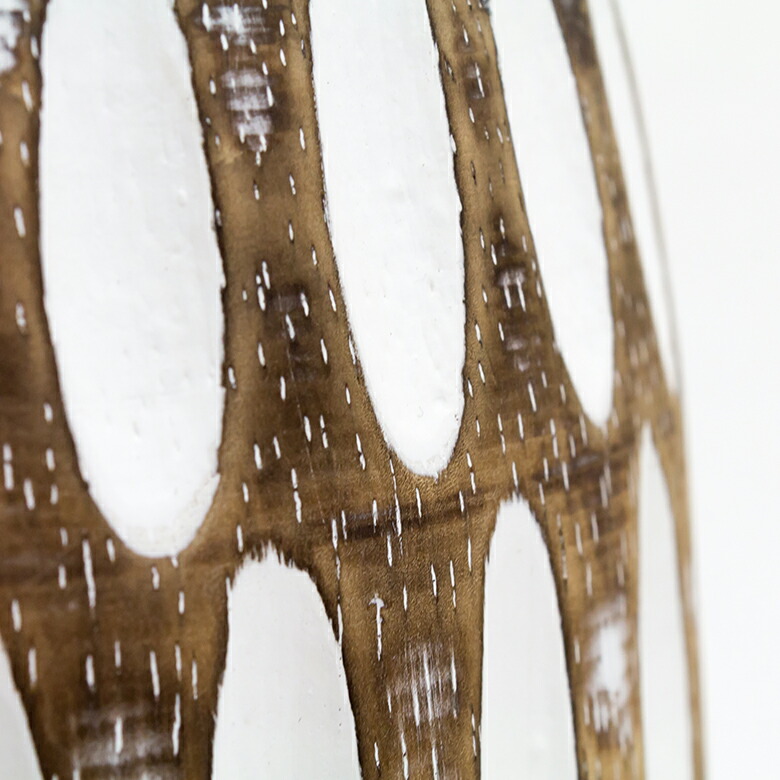 ヤシの木の味わい深いゴールドの色合い