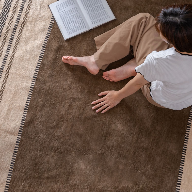 年中使えるラグ