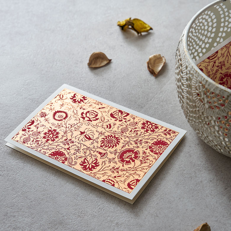 インド生まれの美しいゴールドの色合い