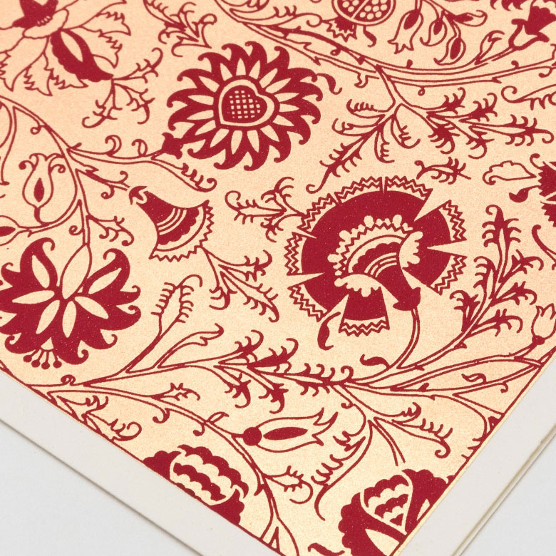 ハンドメイドにて1つずつ丁寧に作られました